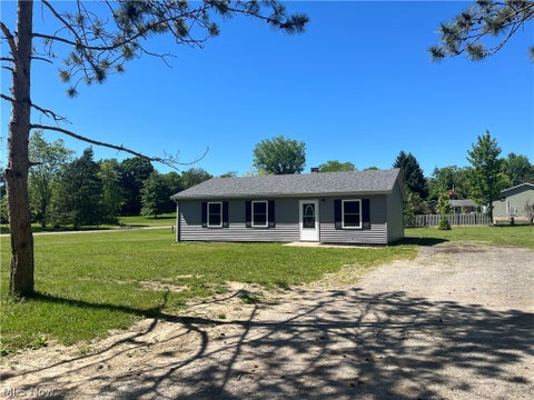 Homes For Sale - 2655 Pine Ridge Road<br/> Ashtabula, OH 44004