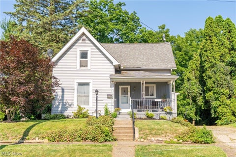Homes For Sale - 151 26th Street<br/> Massillon, OH 44646