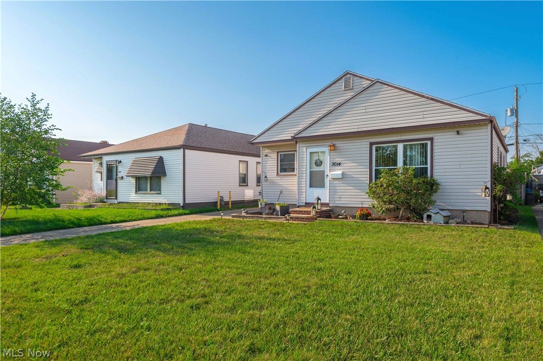 3014 Center Drive