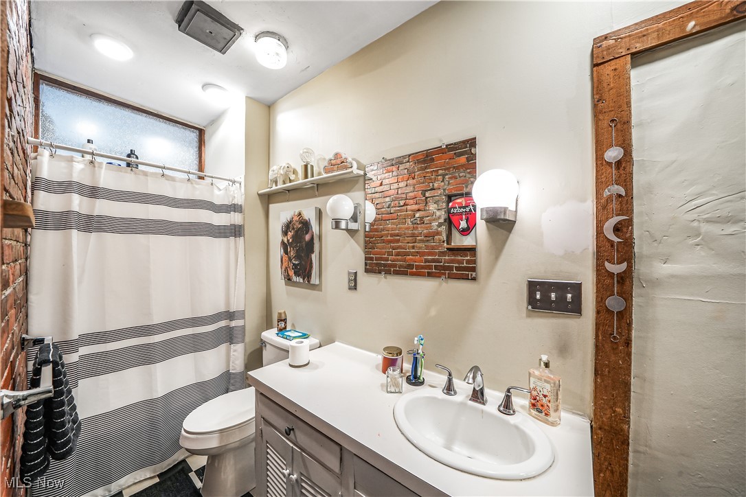 City/Kent - Residential Income