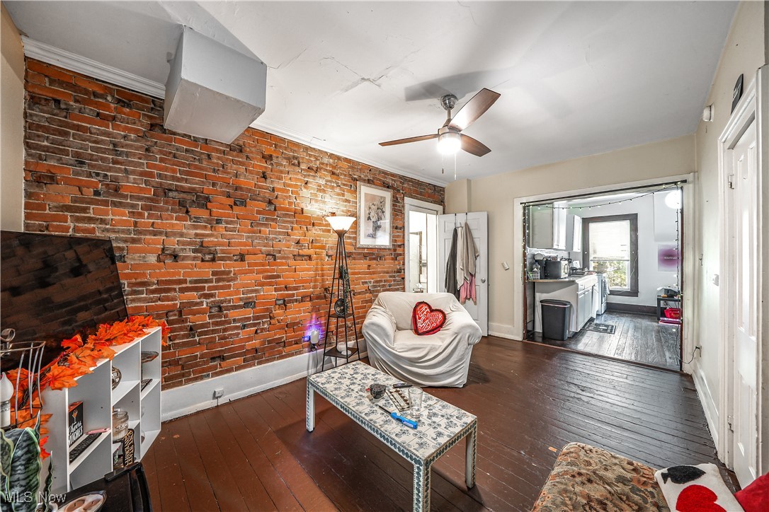 City/Kent - Residential Income