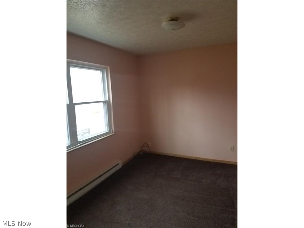 Roaming Rock Shores - Residential