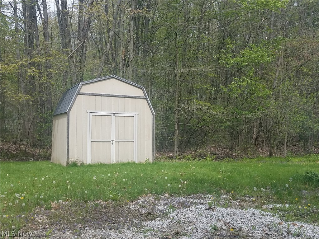 Roaming Rock Shores - Residential