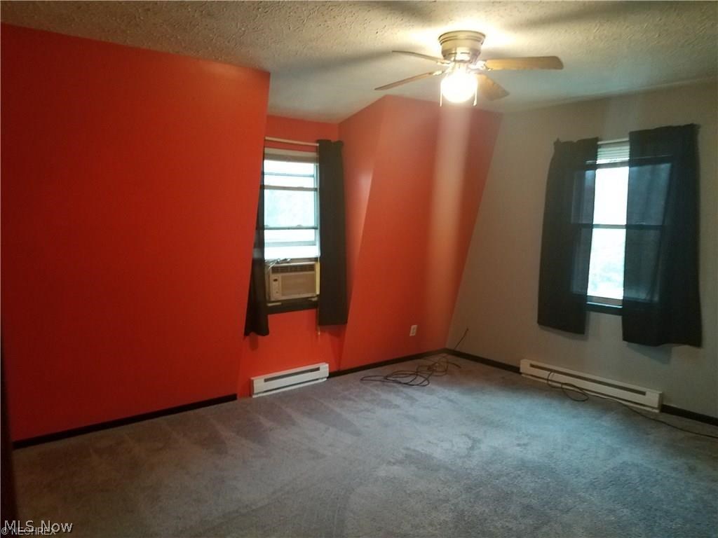 Roaming Rock Shores - Residential