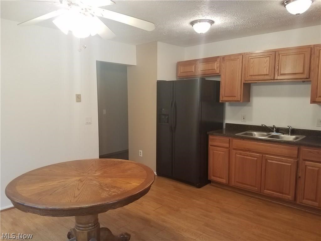 Roaming Rock Shores - Residential