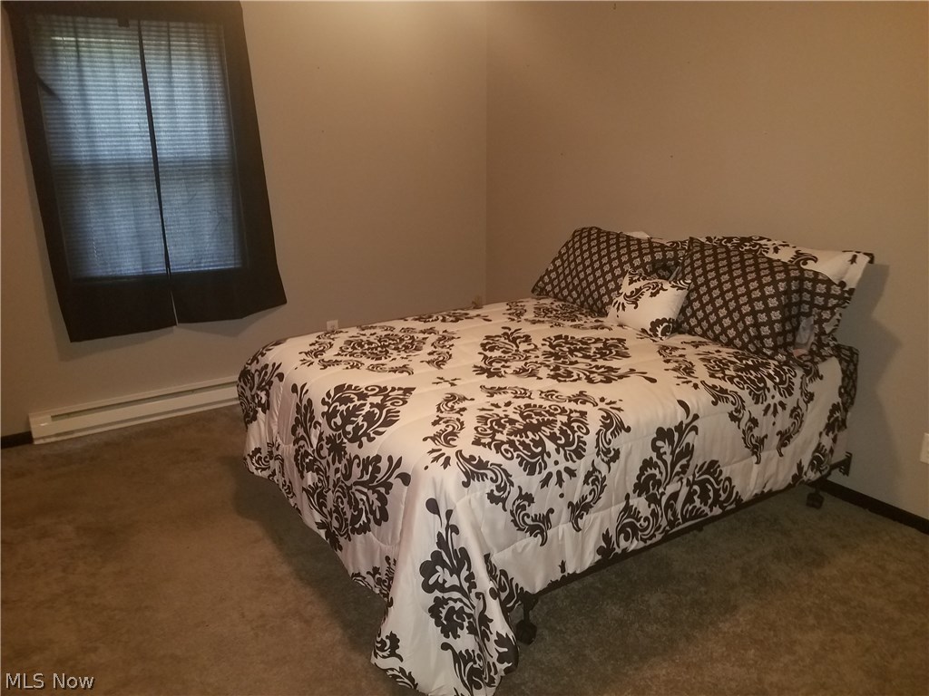 Roaming Rock Shores - Residential