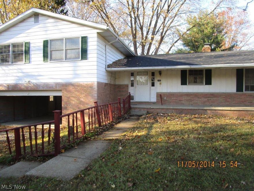 Super split-level home has so much to offer! Three Bedrooms with 1.5 baths. Over 2126 sq. feet of living space! Over sized living room has a brick fireplace!, Lower level family room has Sliding Glass doors which open to an expansive fenced in back yard.  Nice large kitchen with tons of storage and counter space for that gourmet chef!!  Don't let this one slip by-call today to schedule a showing before it's SOLD!