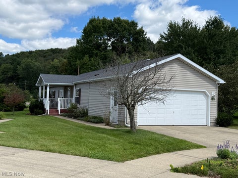 Photo for 223 NW Polaris Drive