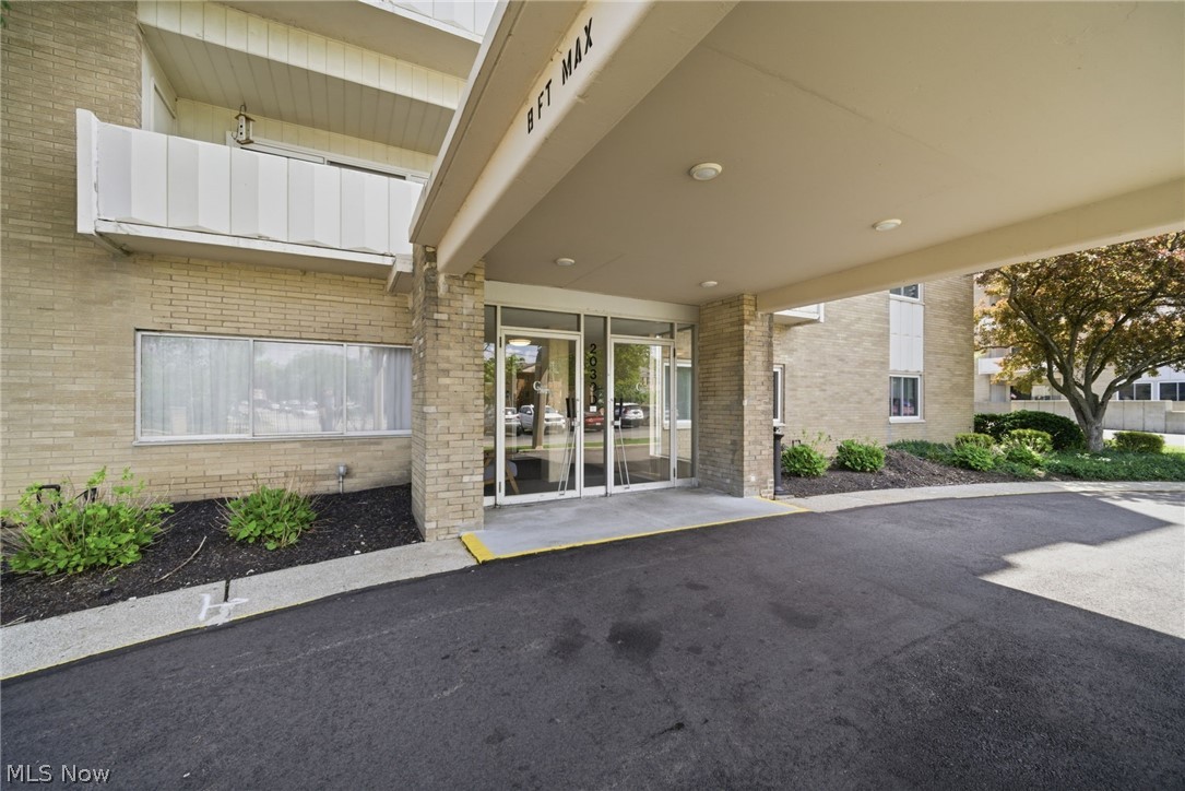 Cliff Towers Condo - Residential