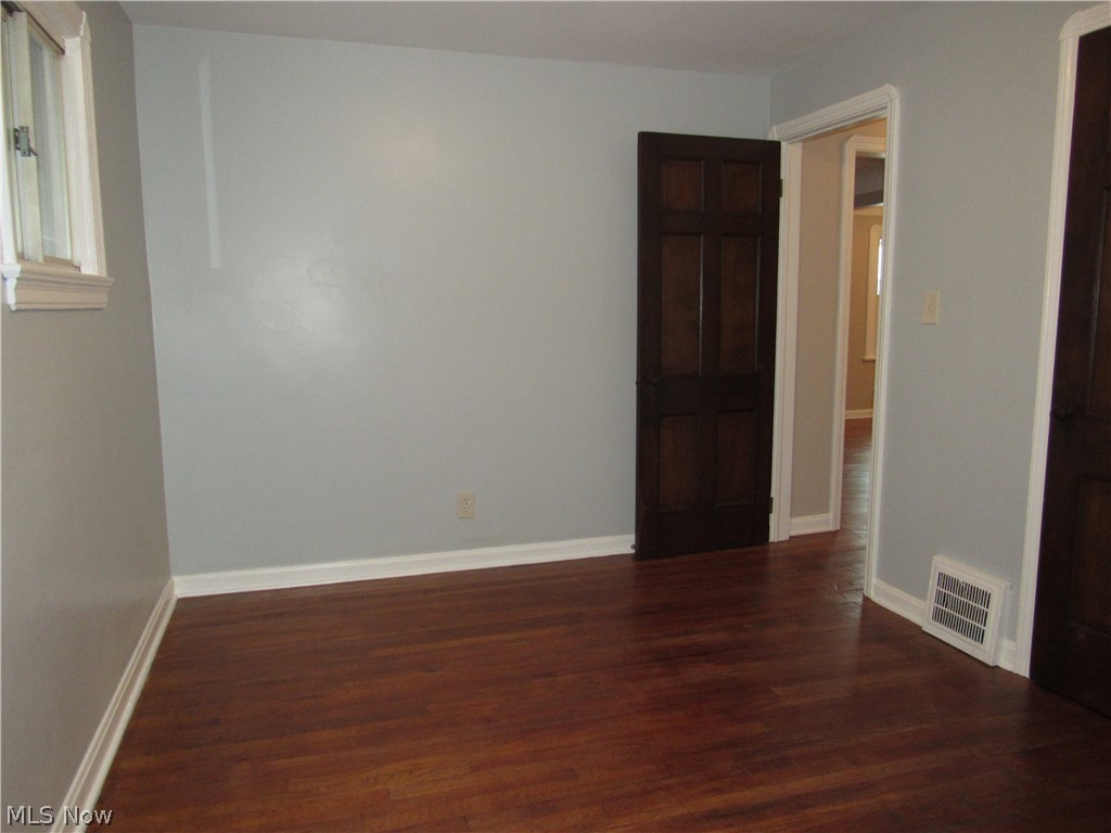 Paragon Realty Cos Lorain Garden - Residential