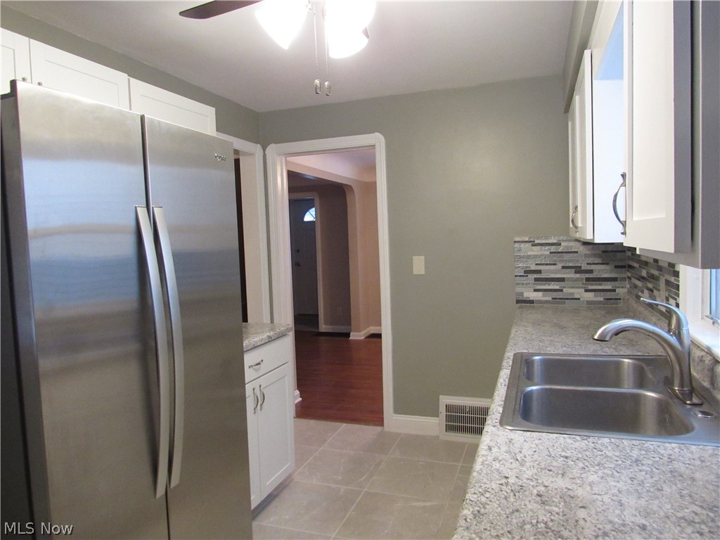 Paragon Realty Cos Lorain Garden - Residential