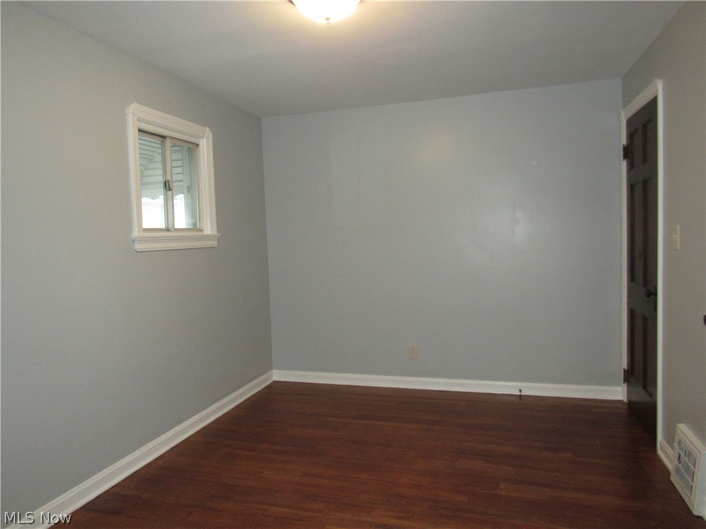 Paragon Realty Cos Lorain Garden - Residential