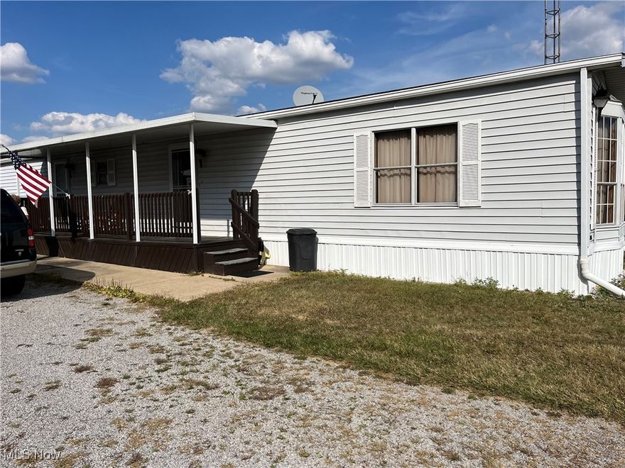 Drake Live Real Estate Auction ~ November 18, 2025 @ 6:00 P.M. ~ Mobile Home ~ Garage ~ 5 Acres
Columbiana County ~ Salem Township ~ Leetonia Schools.
  Good 1986 Victorian mobile home of approximately 952 square feet. Oak kitchen with linoleum floor and island. Dinette area with laminate flooring, cathedral ceiling and built in china. Carpeted living room with cathedral ceiling. 2 carpeted bedrooms with closets and paneled walls. Full bath with garden tub, shower and oak cabinets; Laundry facility. Oak paneling and trim throughout home. Covered side porch/deck.  LP gas forced air heat and central air. Well & septic. 1999 - 2 car pole garage with vinyl siding and shingle roof. 18 x 36 3 sided pole building. 10 x 12 porta building.  All situated on 5 acres of land with well and septic system.
Auctioneers Note: Good Clean Home and Property. Trailer has a title.  Just off of SR 45 midway between Salem and Lisbon.

Terms on Real Estate: 10% of the contract price down day of sale. See web page for full terms.