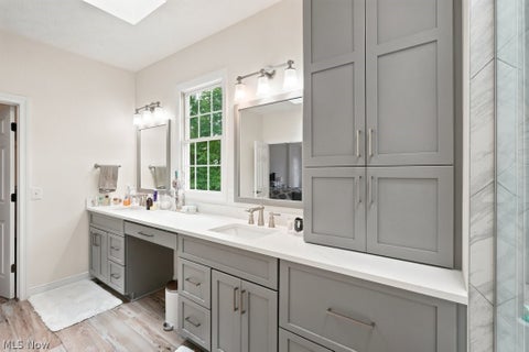 Tiny photo for 8320 Woodberry Boulevard, Chagrin Falls, OH 44023 (MLS # 5221733)