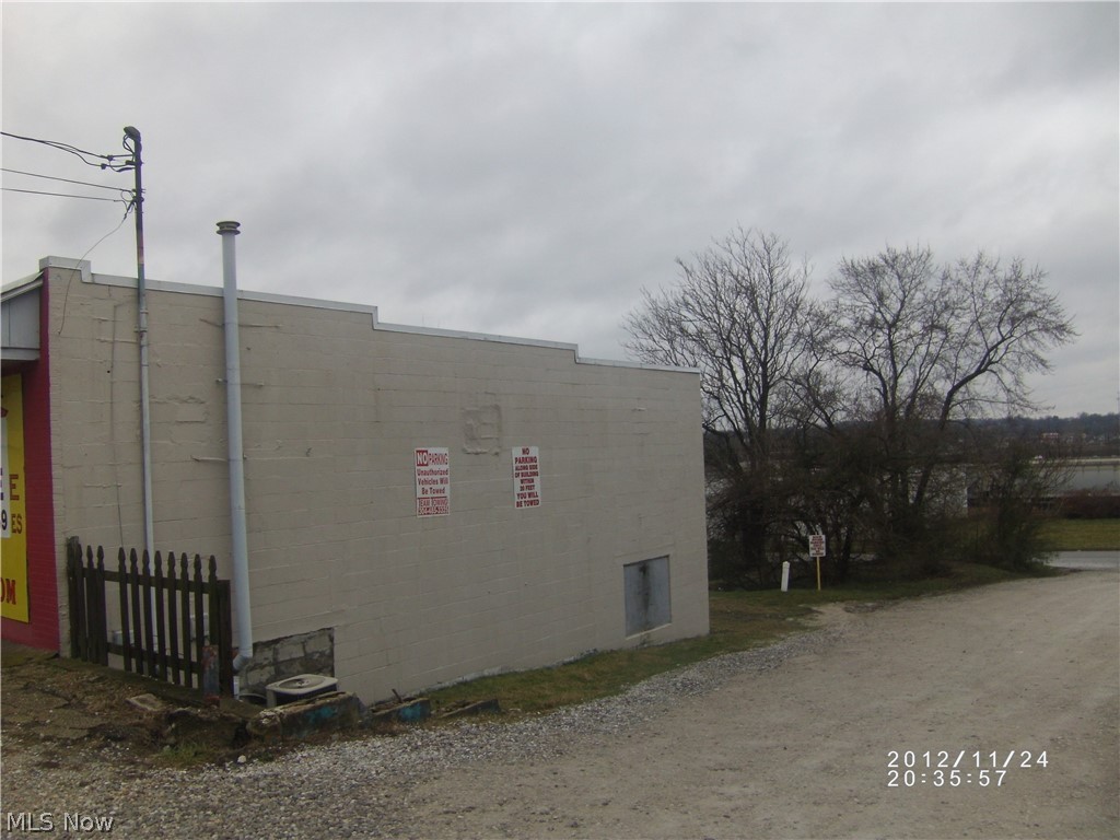 Hutchinson Adn - Commercial Sale