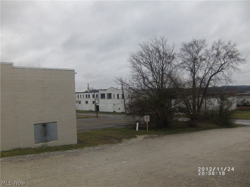 Hutchinson Adn - Commercial Sale