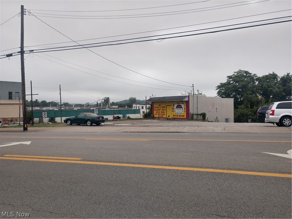 Hutchinson Adn - Commercial Sale