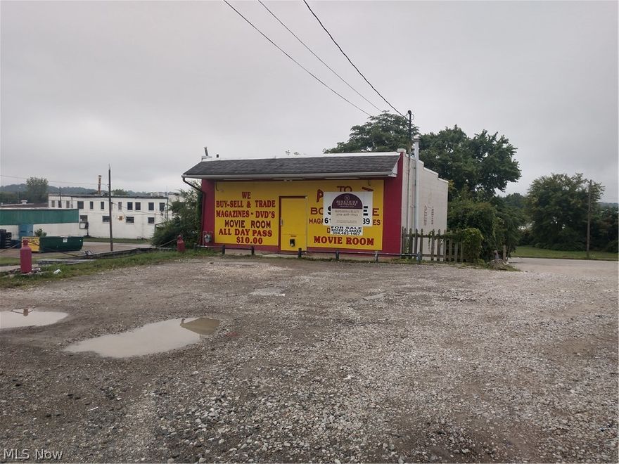 Great commercial lot on a busy thorofare. Small business opportunity. One of the busiest streets in Parkersburg. Priced for quick sale!