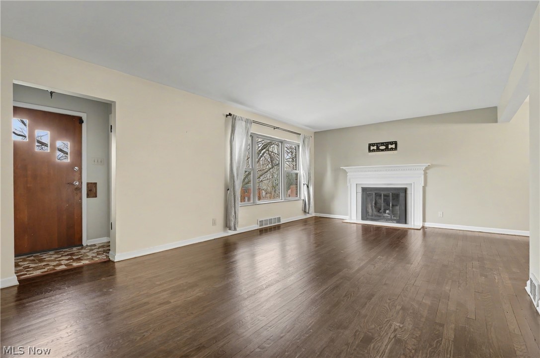 Merriman Manor - Residential