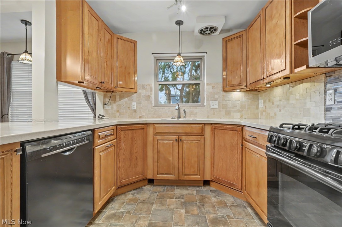 Merriman Manor - Residential