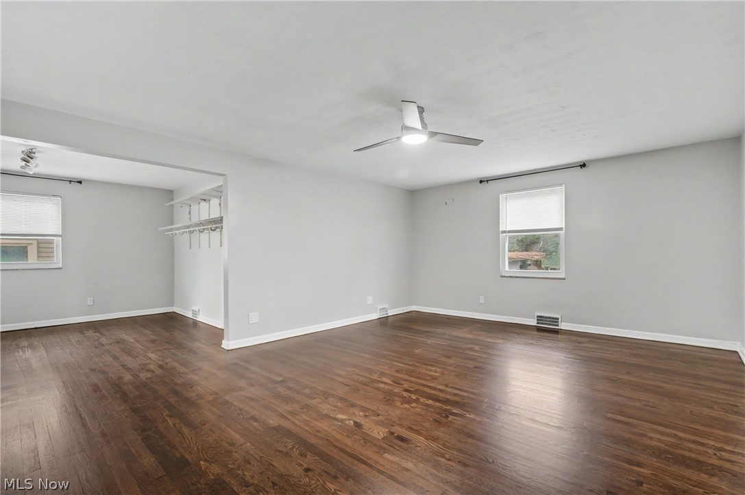 Merriman Manor - Residential