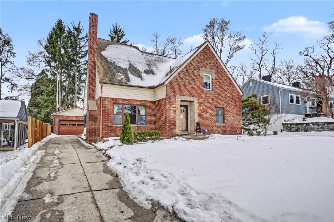 Merriman Manor - Residential