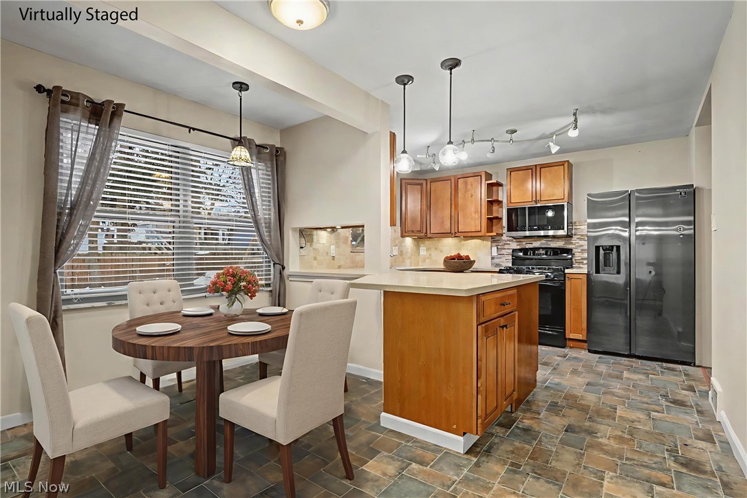 Merriman Manor - Residential