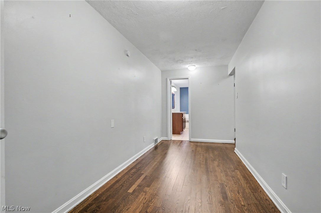 Merriman Manor - Residential