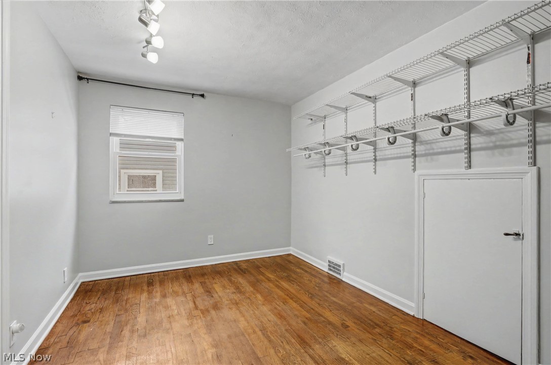 Merriman Manor - Residential