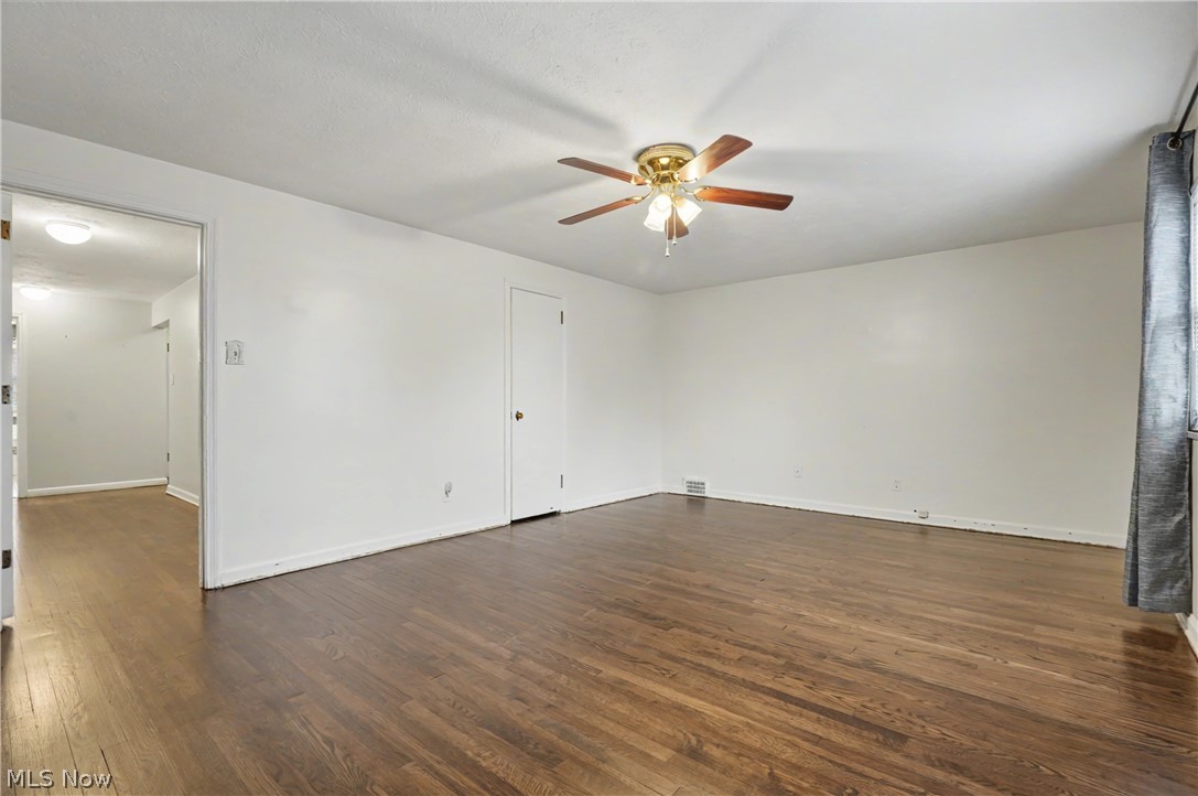 Merriman Manor - Residential