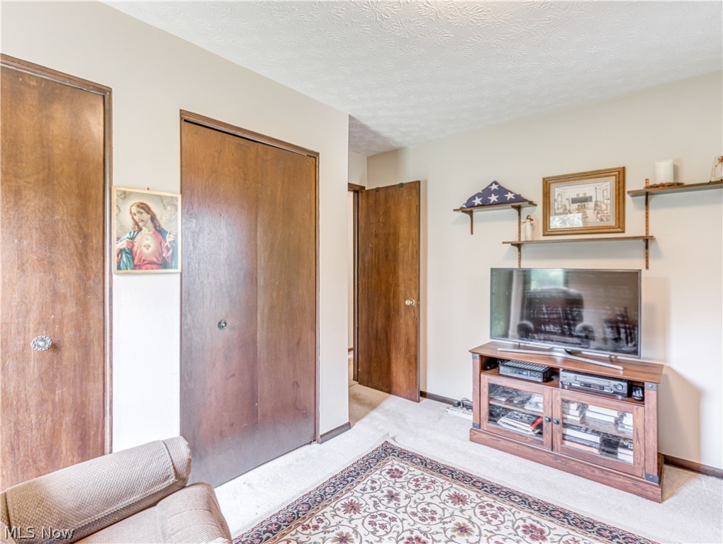 Rose Acres - Residential