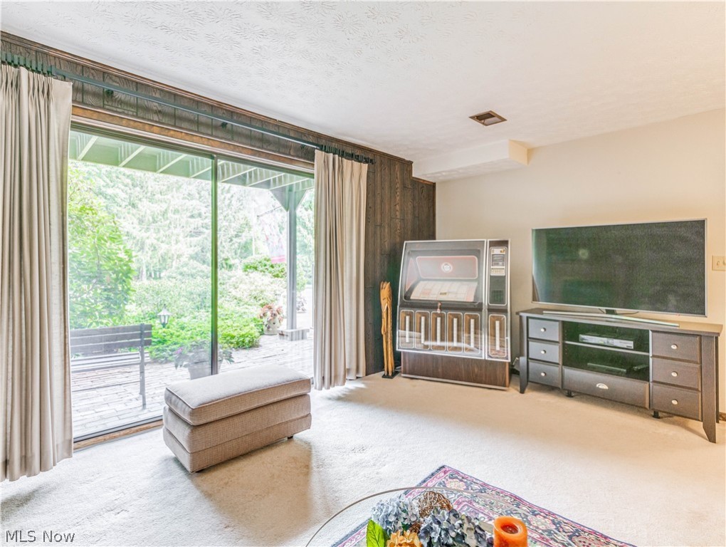 Rose Acres - Residential