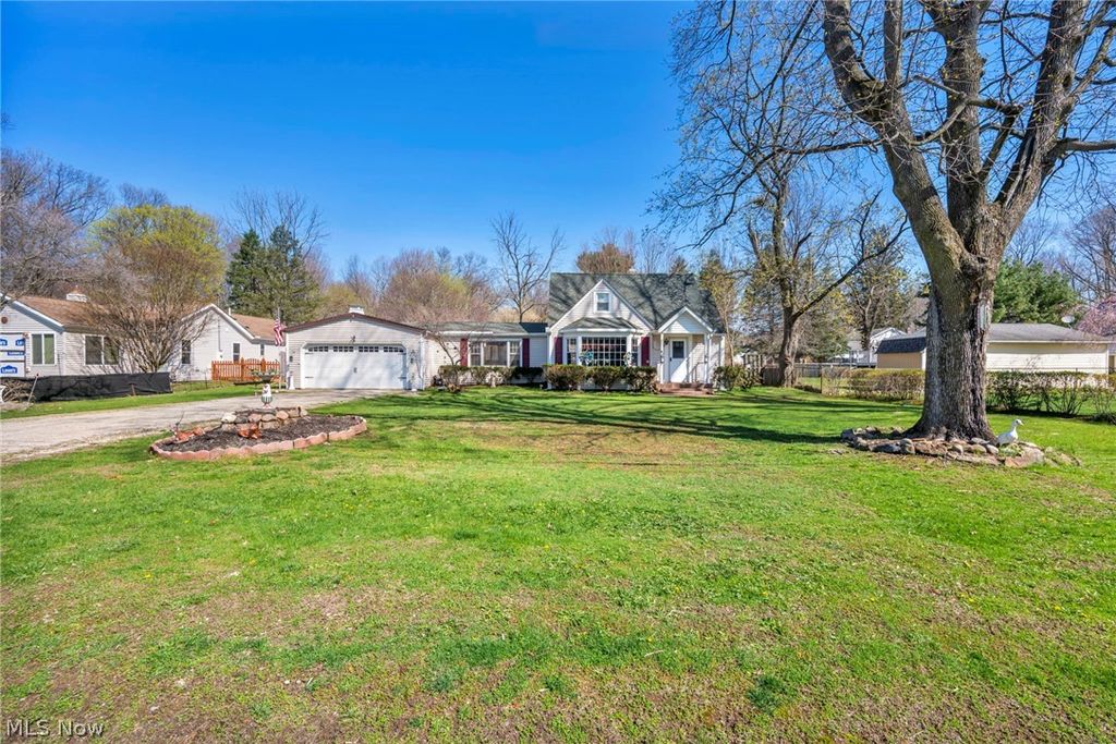 Photo of 8031 Brichford Road Rd, Mentor, OH 44060 (MLS # 5200157)