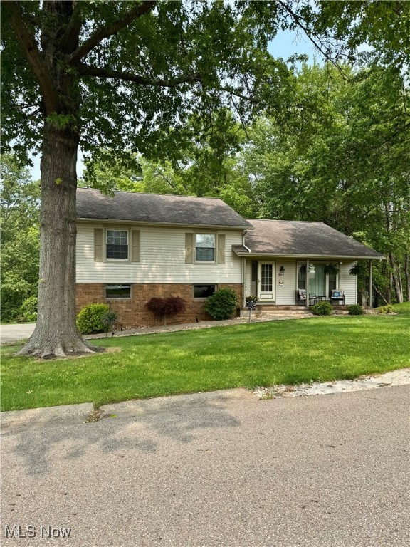 646 Ridgewood Drive, Coshocton, Ohio image 1