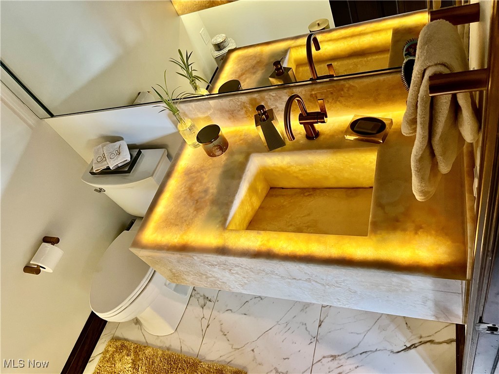 Quail Hollow 01 - Residential