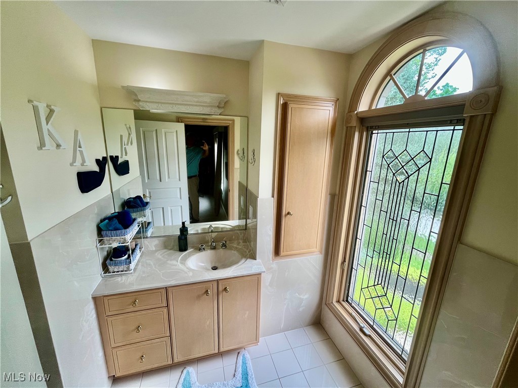 Quail Hollow 01 - Residential