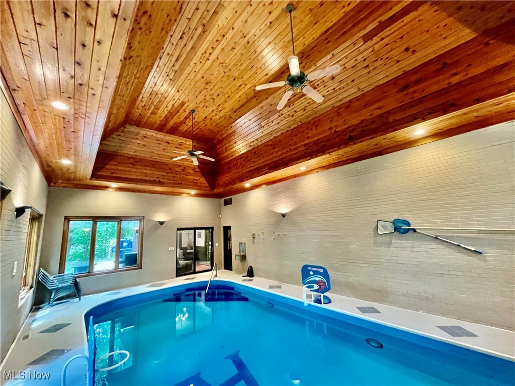 Quail Hollow 01 - Residential