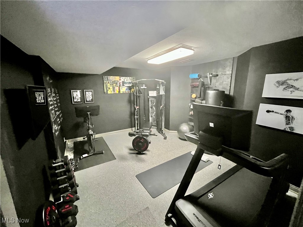 Quail Hollow 01 - Residential