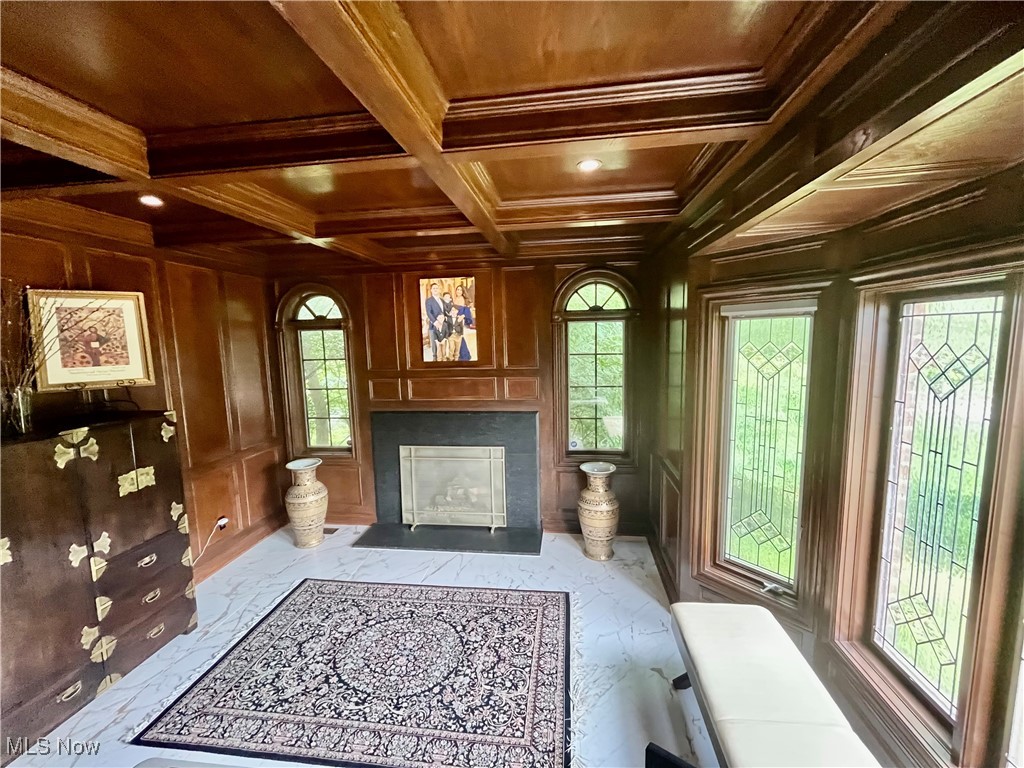 Quail Hollow 01 - Residential