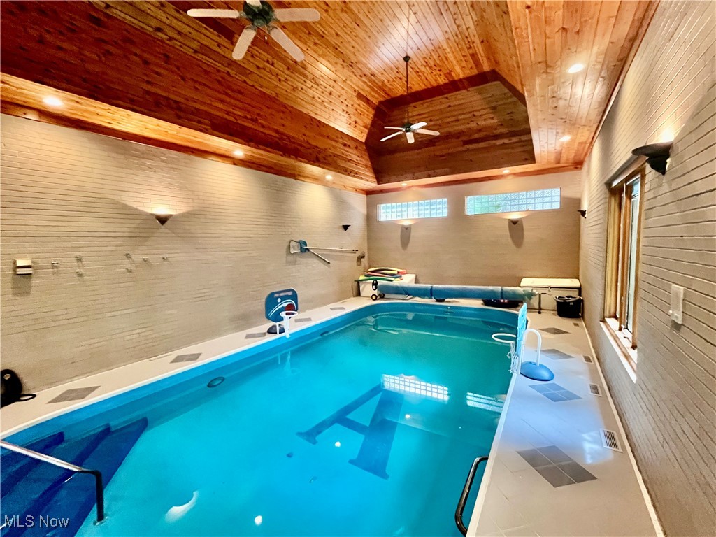 Quail Hollow 01 - Residential