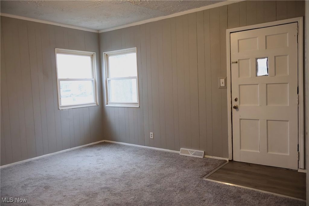 Photo of 12312 Carrington Avenue, Cleveland, OH 44135 (MLS # 5174378)