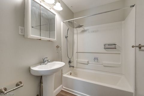 Tiny photo for 123 7th Street NW, Barberton, OH 44203 (MLS # 5209891)