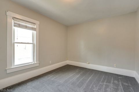 Tiny photo for 123 7th Street NW, Barberton, OH 44203 (MLS # 5209891)