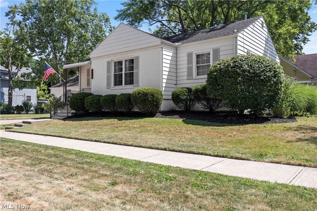 2841 Clague Road