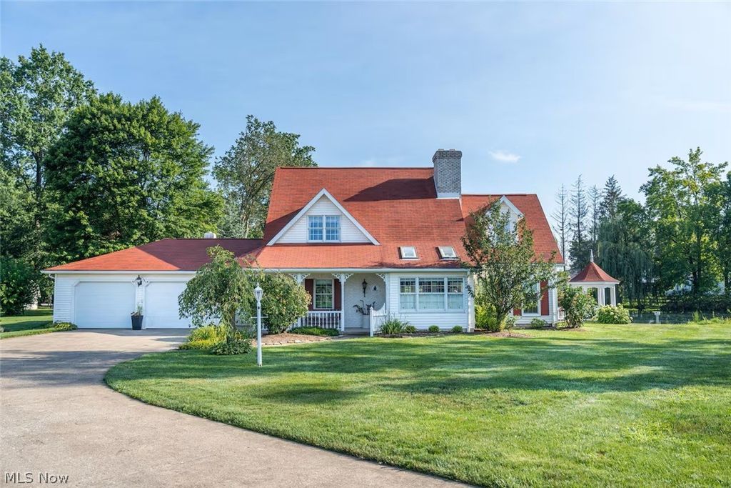 Photo of 10736 Lautenschlager Road, Apple Creek, OH 44606 (MLS # 5191552)