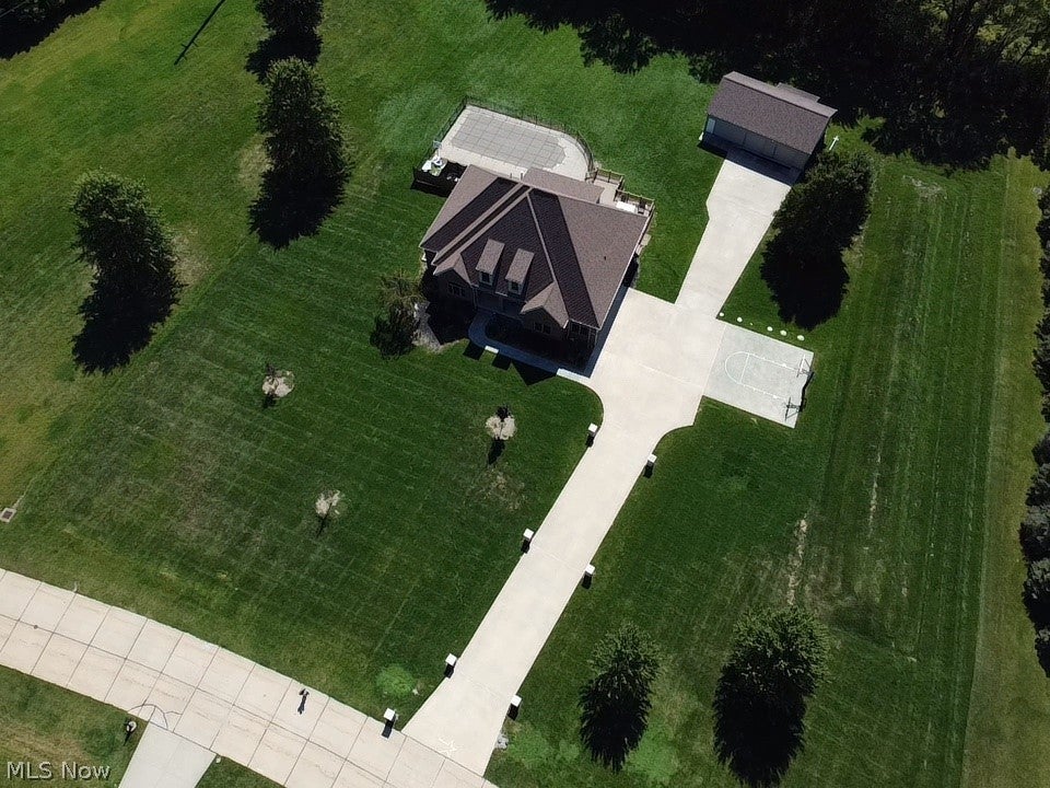 25785 Meadow Trail