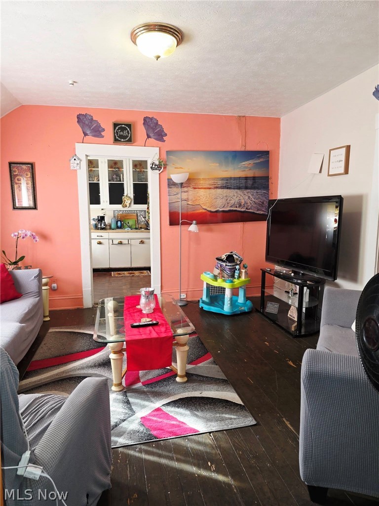 Joseph Tomaschs Resub - Residential Income