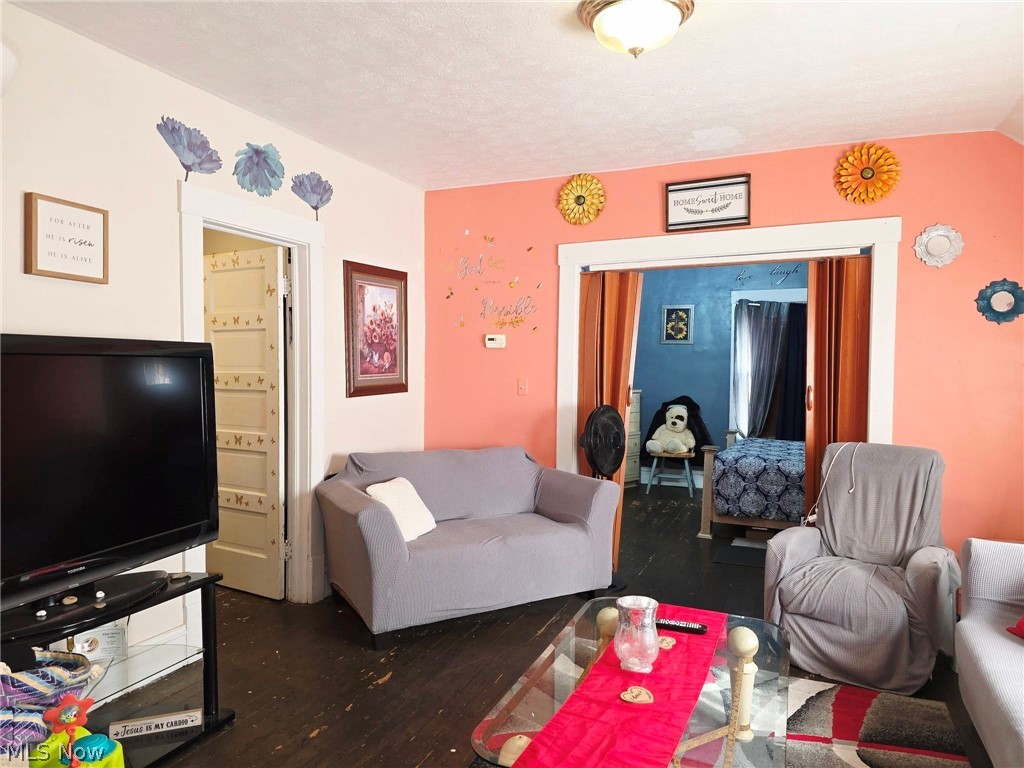 Joseph Tomaschs Resub - Residential Income