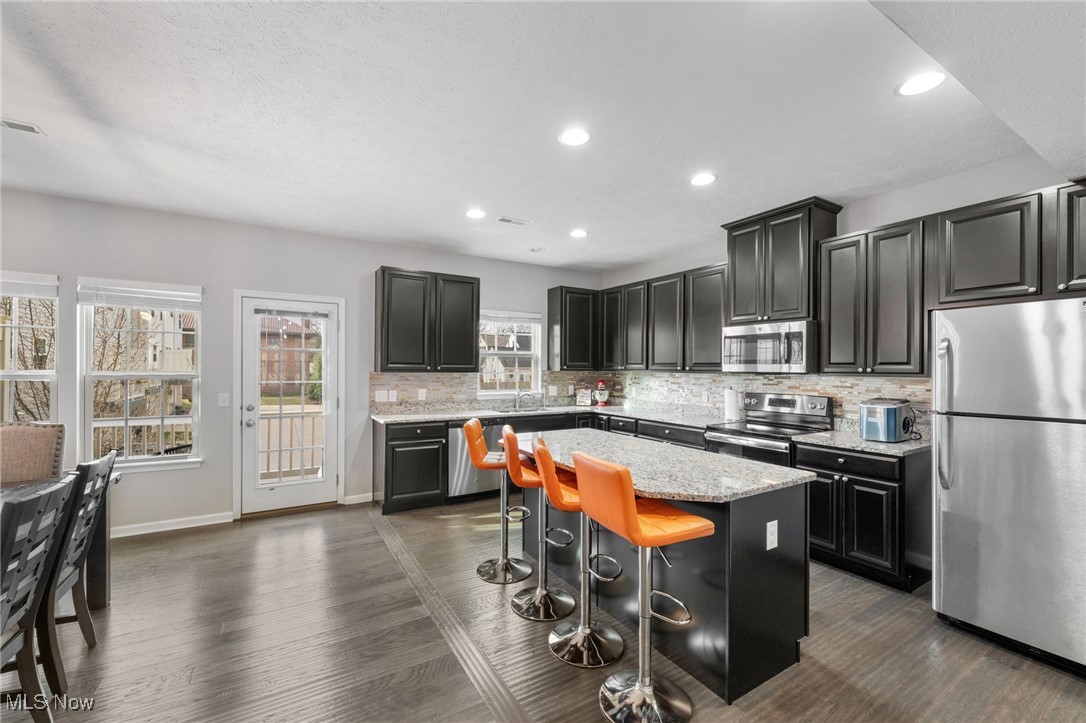 12111 Detroit Avenue, Lakewood, Ohio image 10