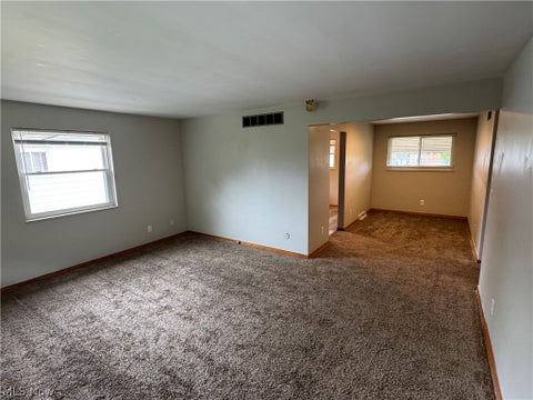Tiny photo for 508 N Hawkins Avenue, Akron, OH 44313 (MLS # 5221381)